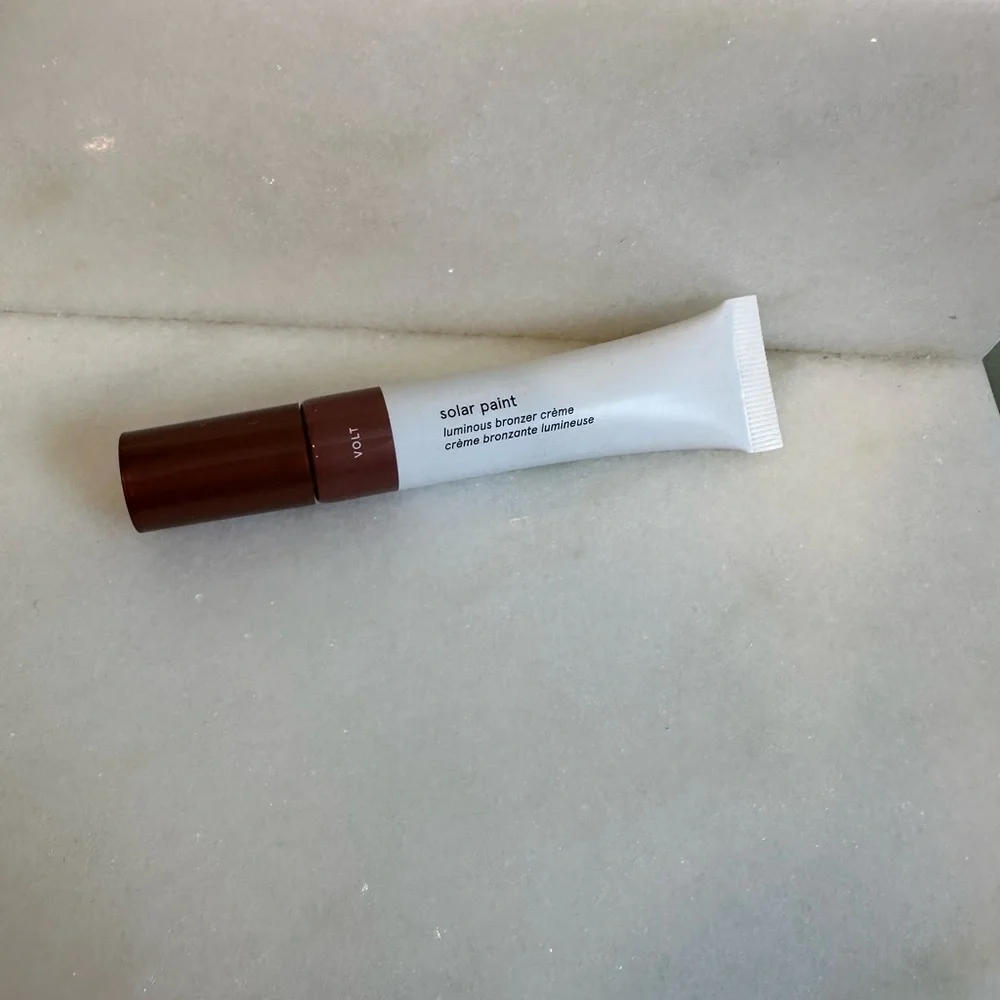 Glossier Solar Paint Cream Bronzer in Volt